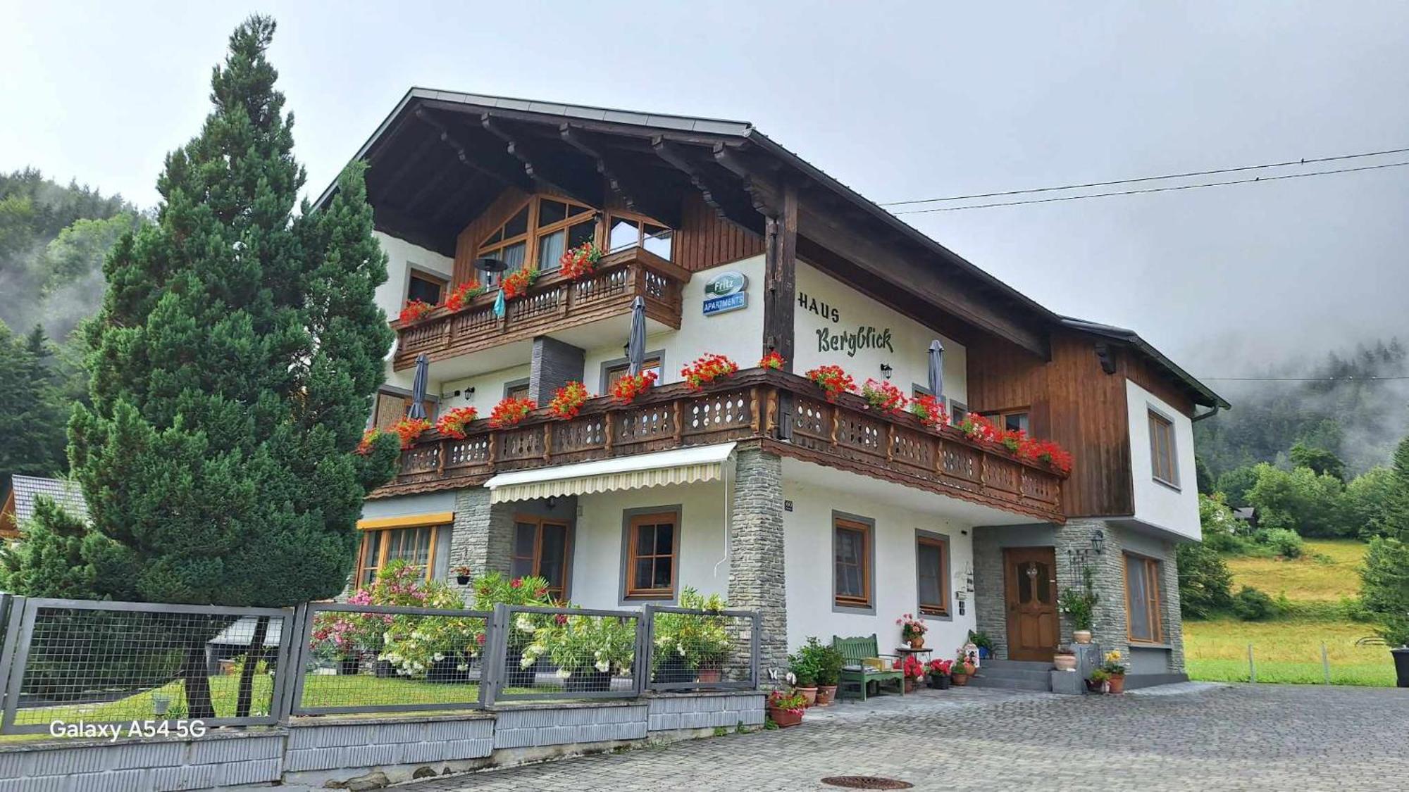 Fritz Apartments "Haus Bergblick" Hermagor-Pressegger See Εξωτερικό φωτογραφία